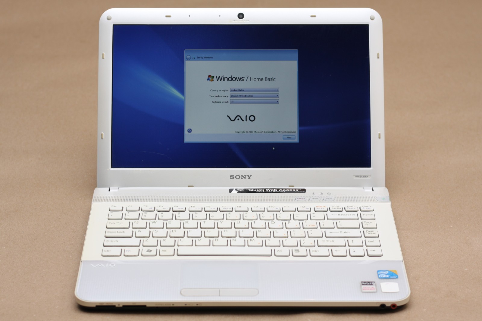 Sony VAIO VPCEA23EN/WI Core i3-350M Radeon HD 5145 1TB HDD 3GB RAM Windows 7