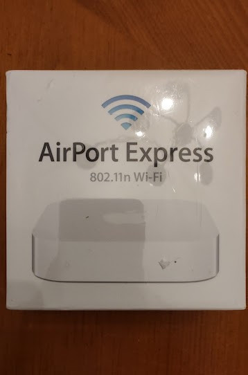 Apple MC414LL/A AirPort Express Base Station Wireless Router - White - Brand NEW