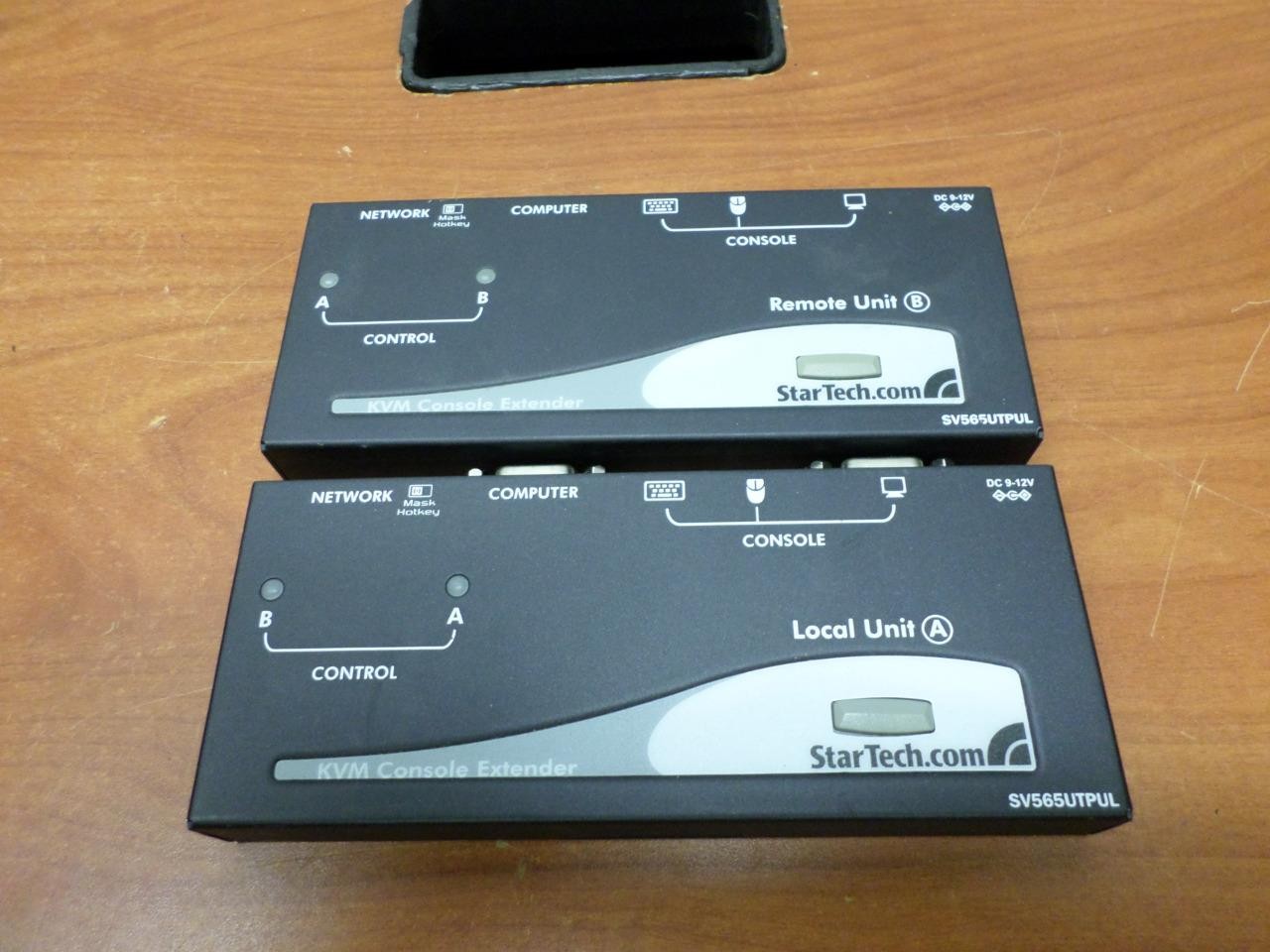 StarTech.com Long Range 1000 ft USB VGA KVM Over CAT5/5e CAT6 UTP (SV565UTPUL)