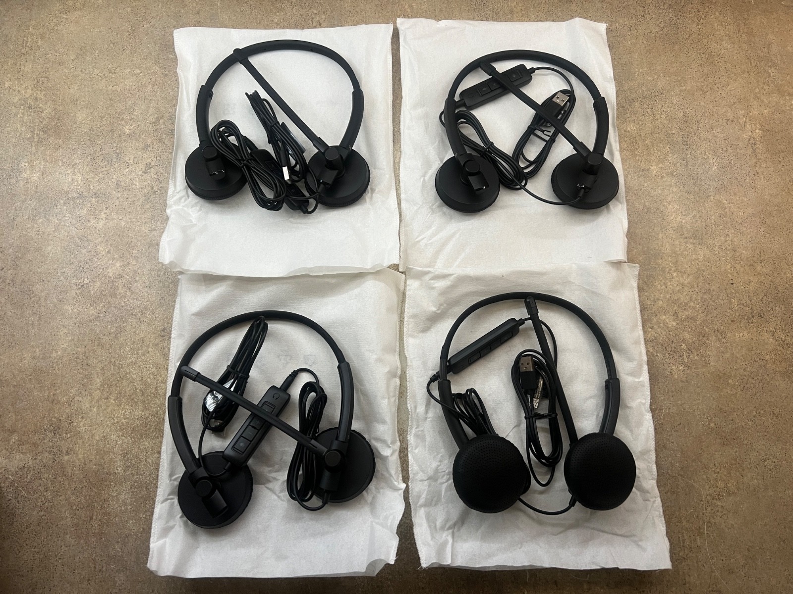 Lo of 4 Dell HS2201 Black Stereo Headset