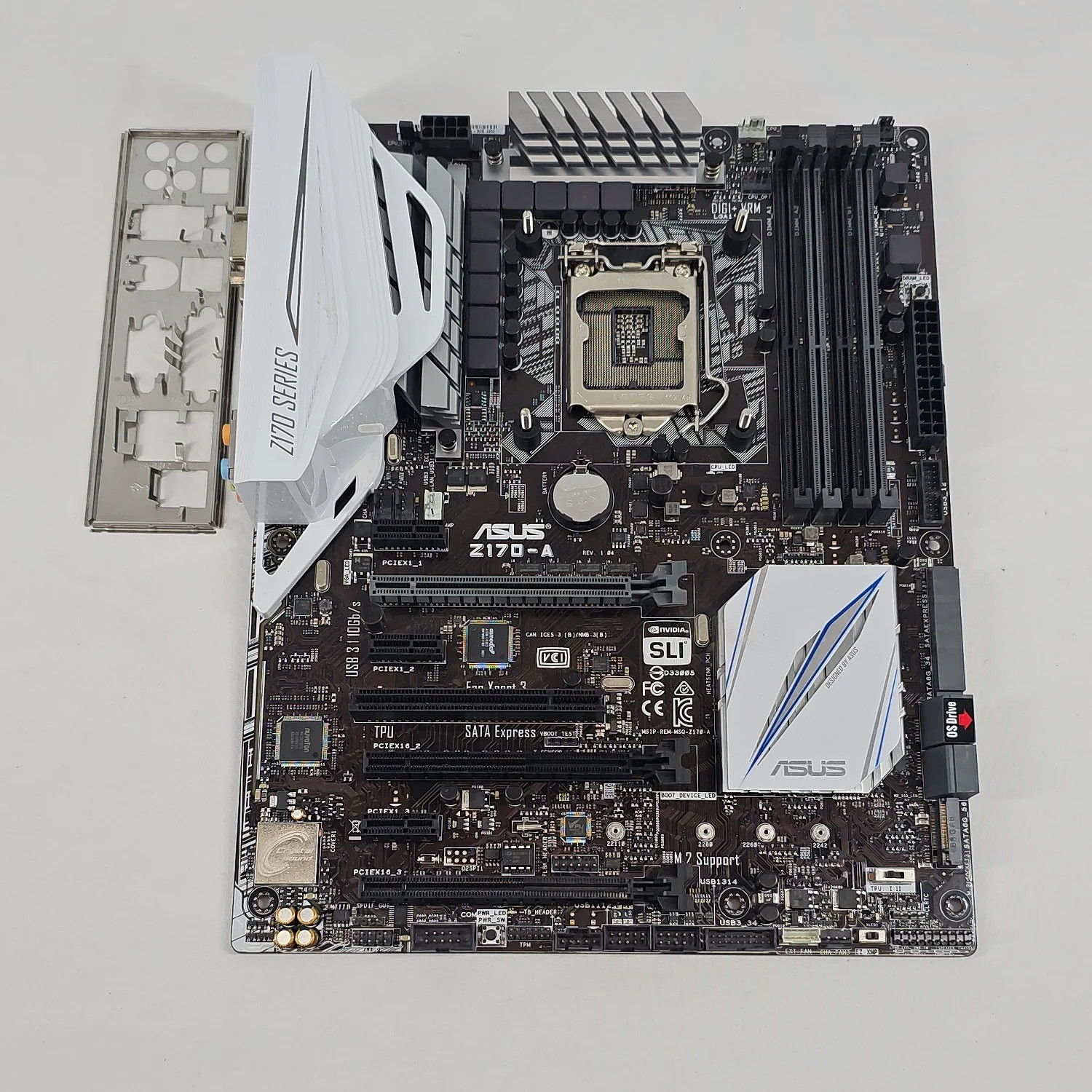 Asus Z170-AR LGA 1151 ATX Intel DDR4 Gaming Motherboard