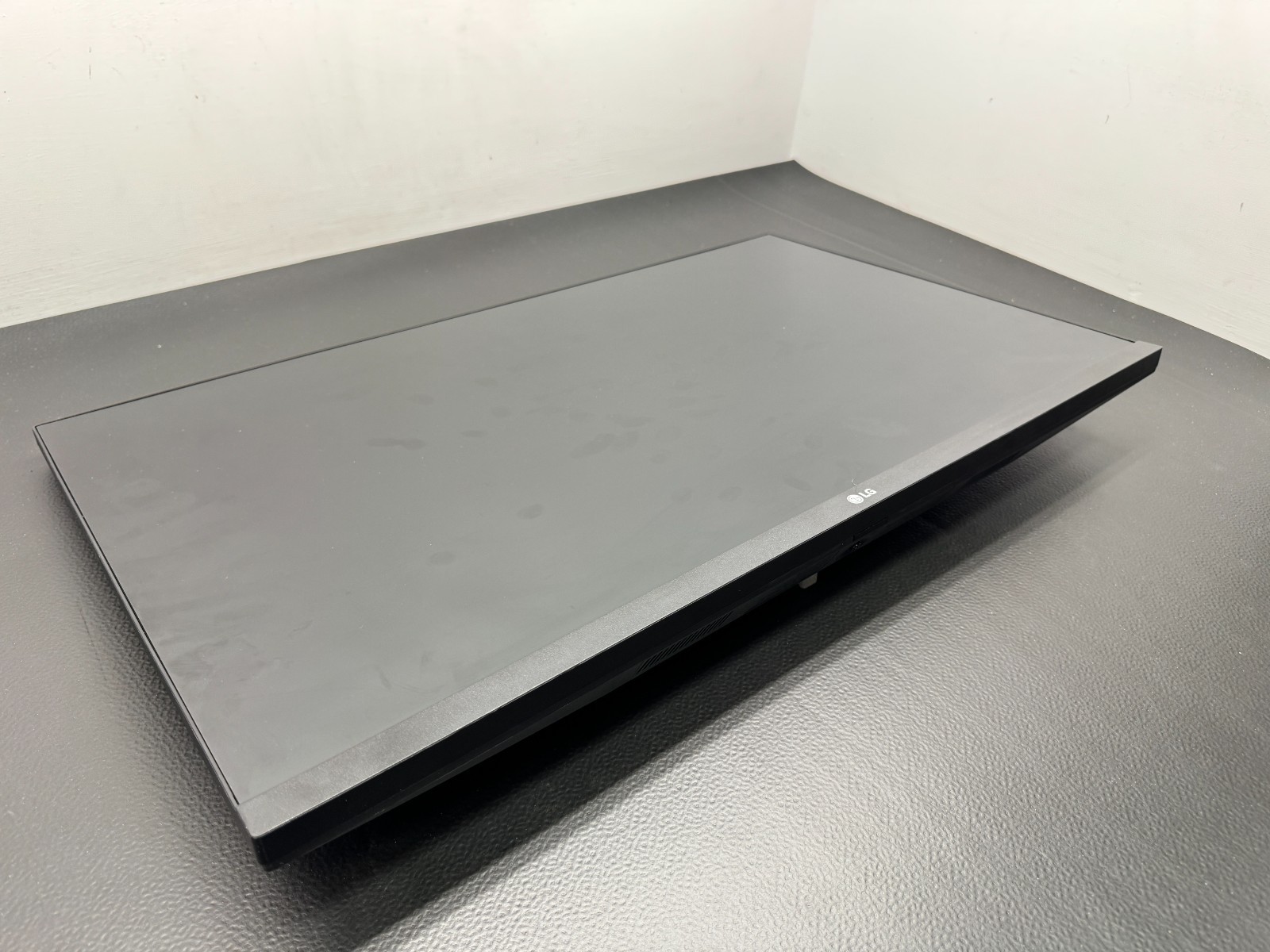 LG 27MK600M-B 1920 x 1080 Monitor HDMI VGA - No Stand - Tested  NOAC