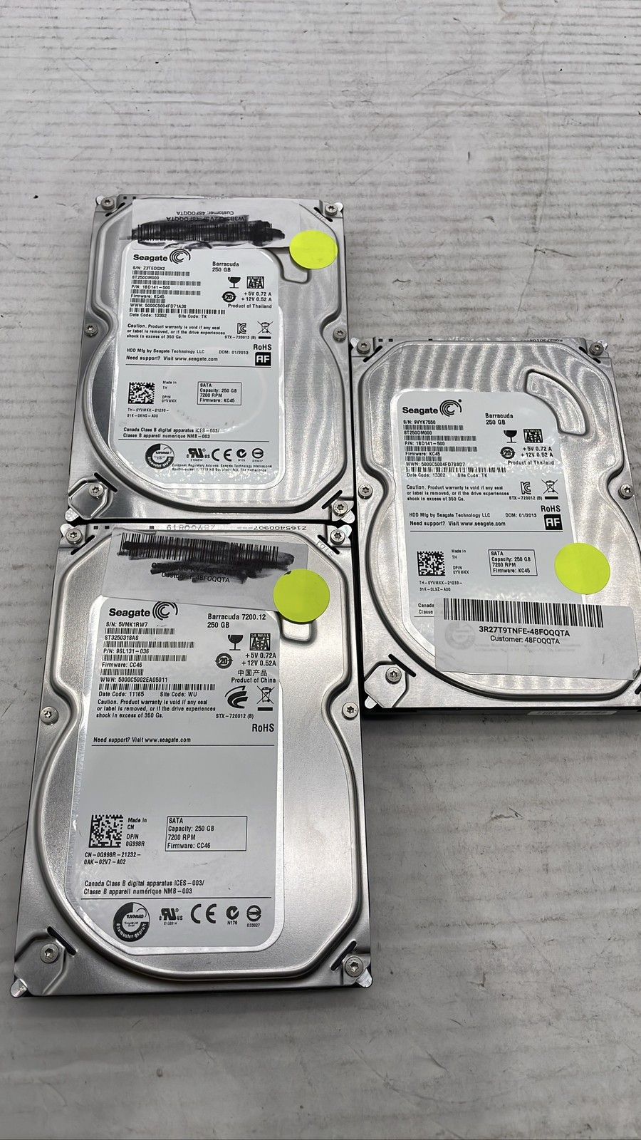 Seagate ST3250318AS & ST250DM000 250GB 3.5-inch Desktop SATA Hard Drive Lot of 3