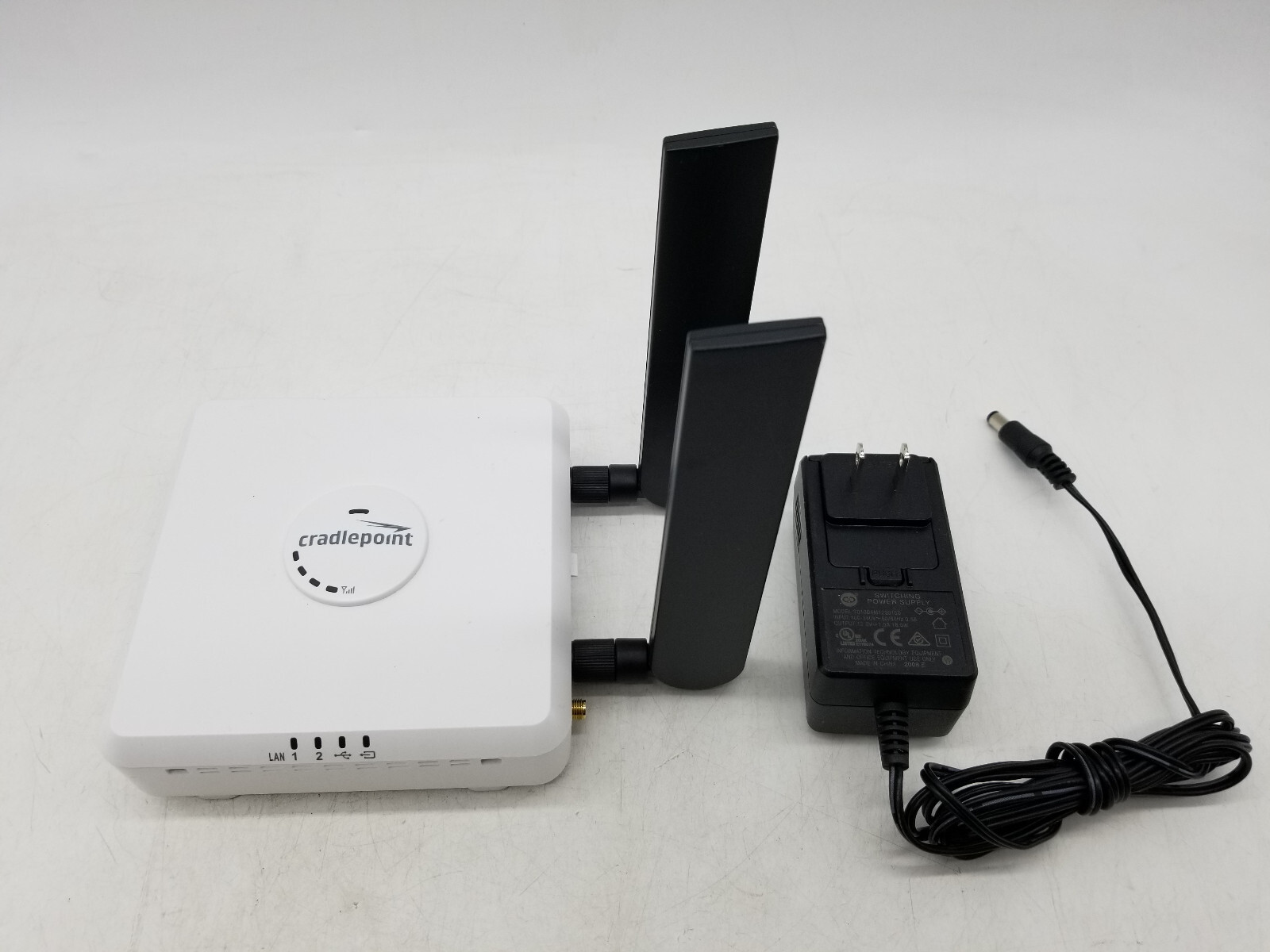 Cradlepoint CBA850 Router Adapter with Modem MC400LP6 Dual SIM 4G LTE