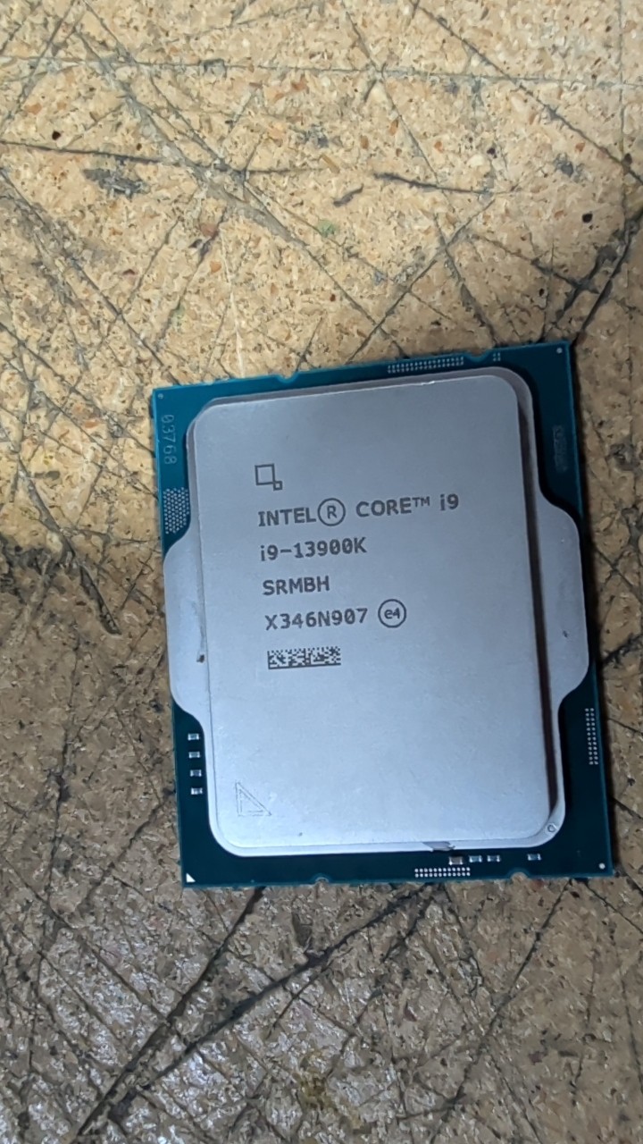 Intel Core i9-13900K 13th Gen 24-Core 32-Thread 5.8GHz LGA1700 CPU Processor
