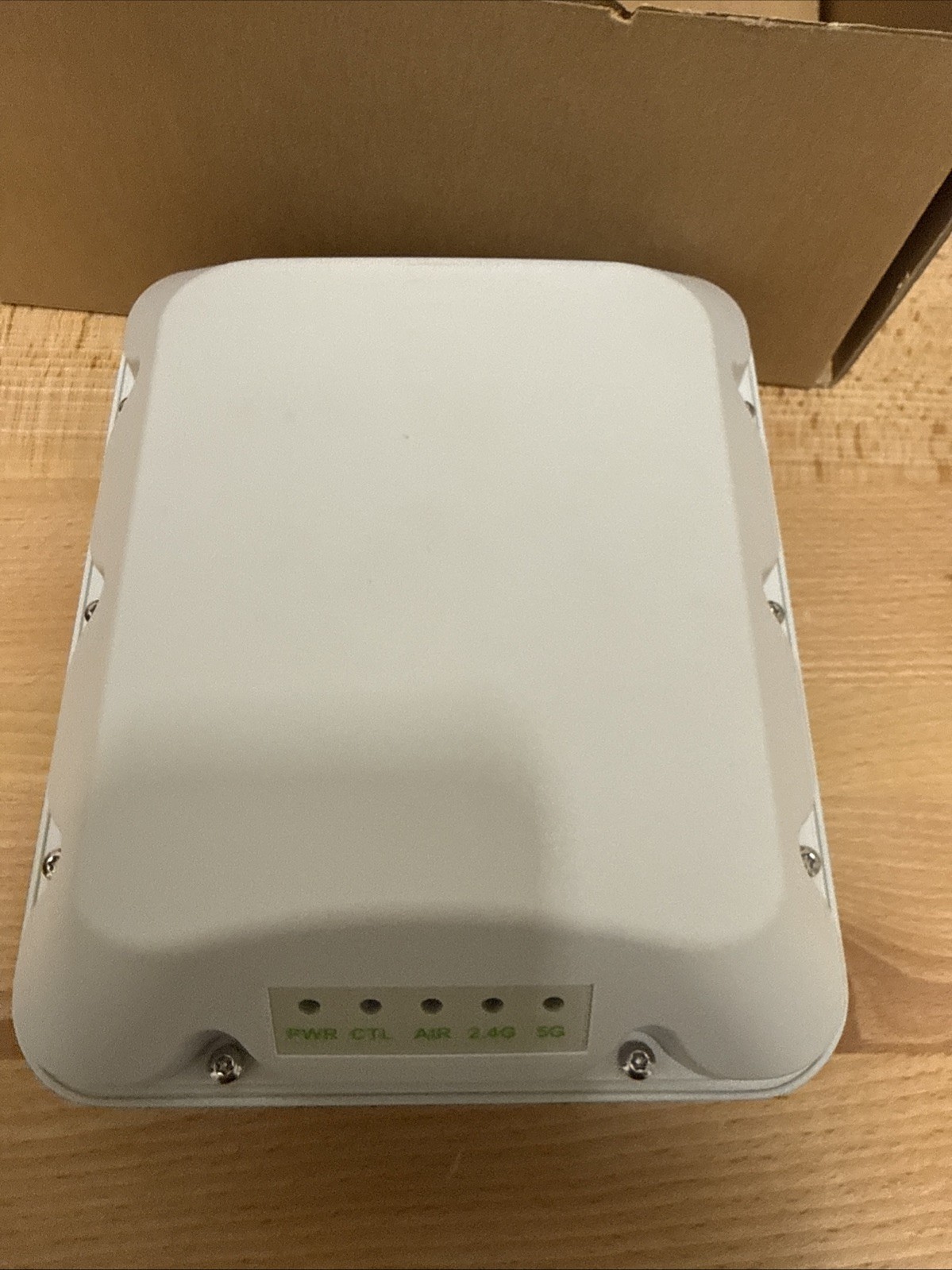 Access Networks RUCKUS ANW-B310-US20 with mount