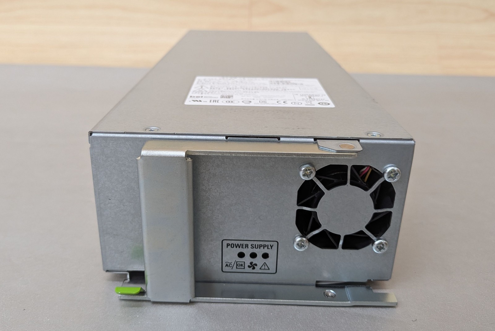 Oracle SPAORCL-05 7347306 STK6 Power Supply 100-240V