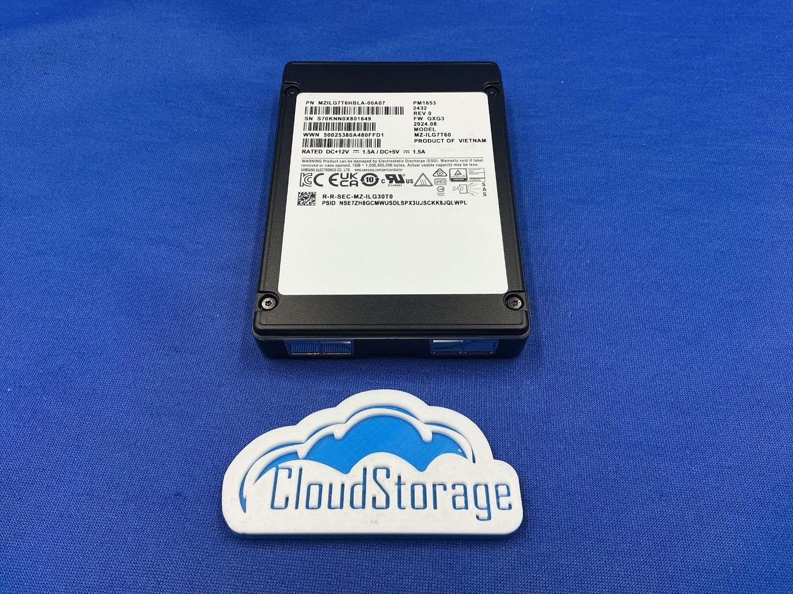 Samsung PM1653 7.68TB 24G SAS SSD MZILG7T6HBLA-00A07 MZ-ILG7T60 SED