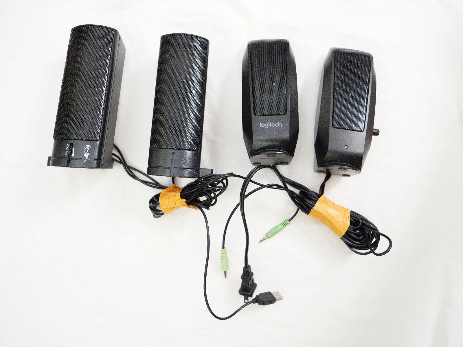 Speaker Lot - Logitech S120 Desktop System and Connectland CL-SPK20037 Black