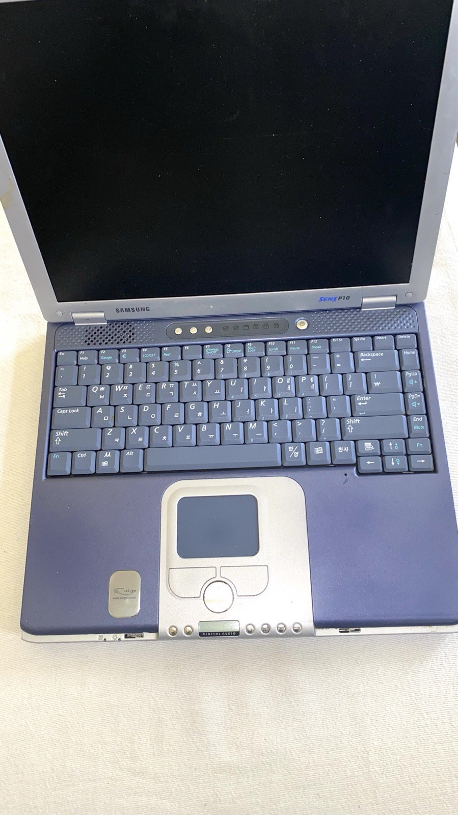 Vintage Samsung Sens P10 Korean Laptop