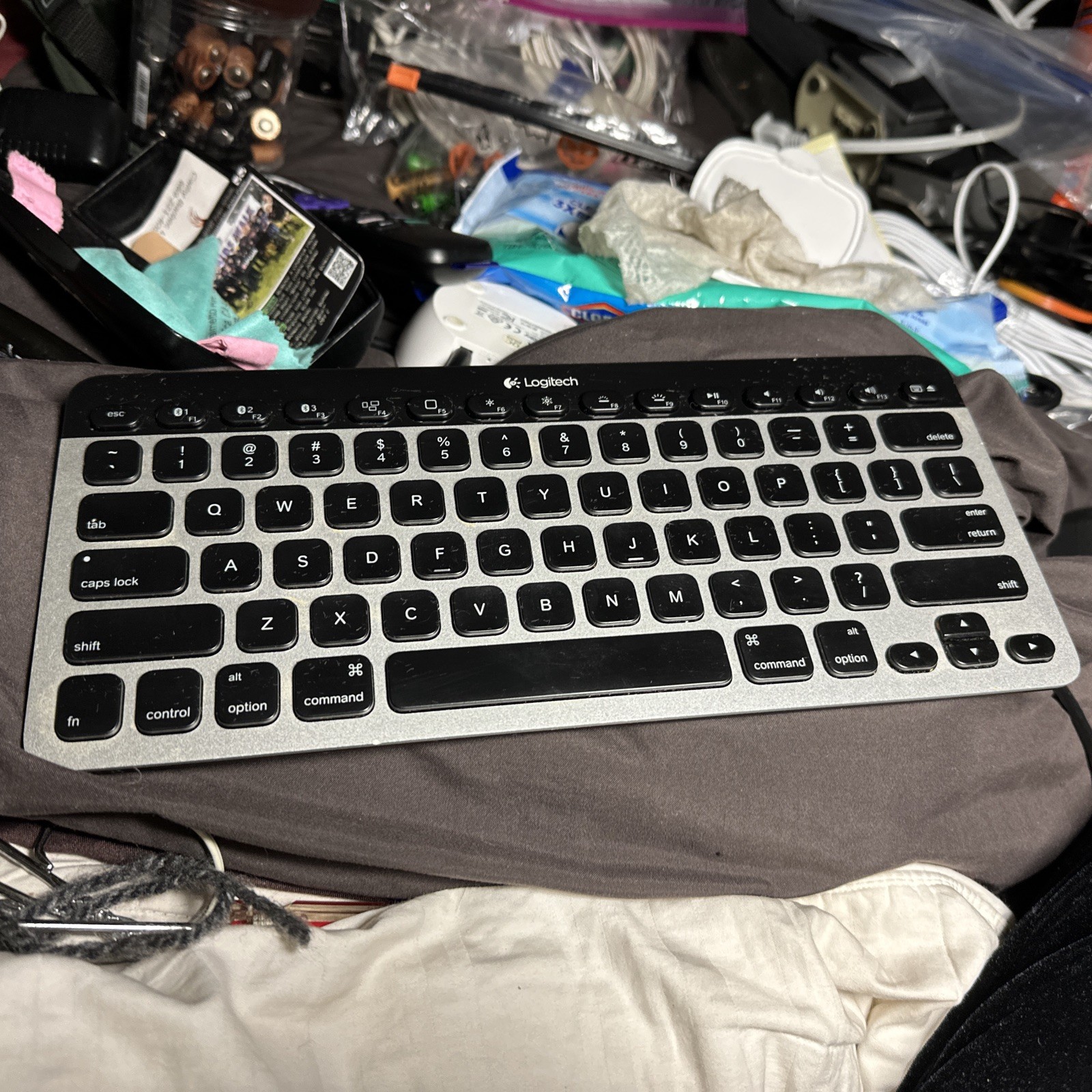 Logitech Easy‑Switch K811 Wireless Bluetooth Keyboard 820-004331