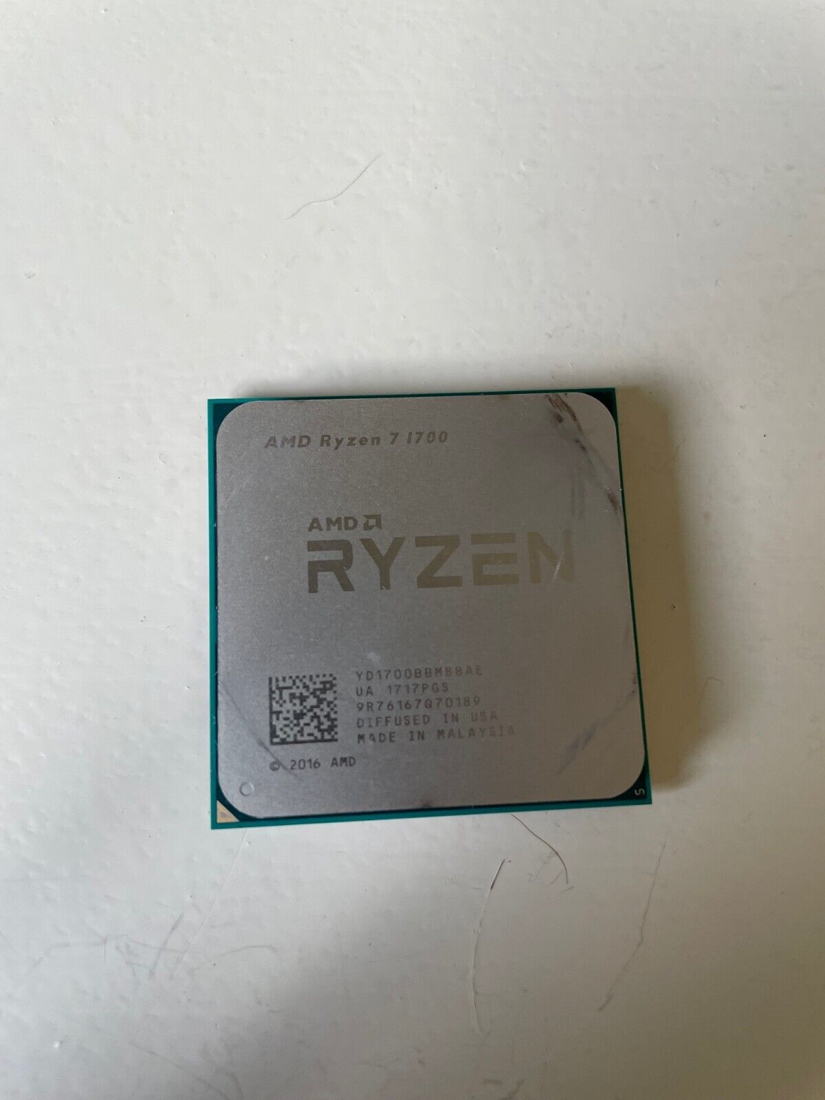 AMD Ryzen 7 1700 - 3 GHz (YD1700BBM88AE) Processor