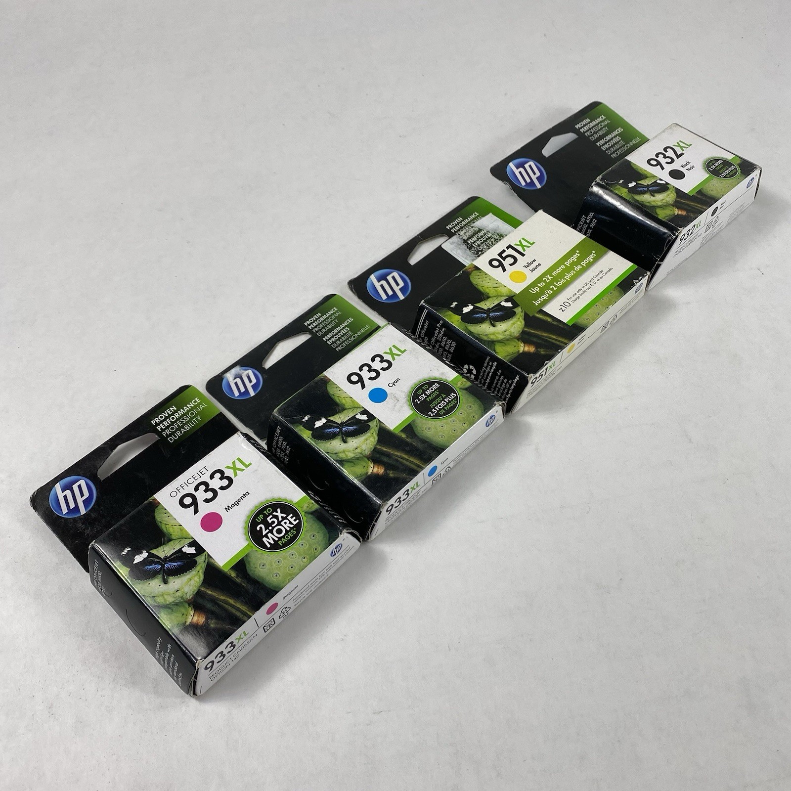 HP 932XL 933XL 951XL Black Yellow Pink Cyan Ink Cartridge Sealed (Lot of 4)