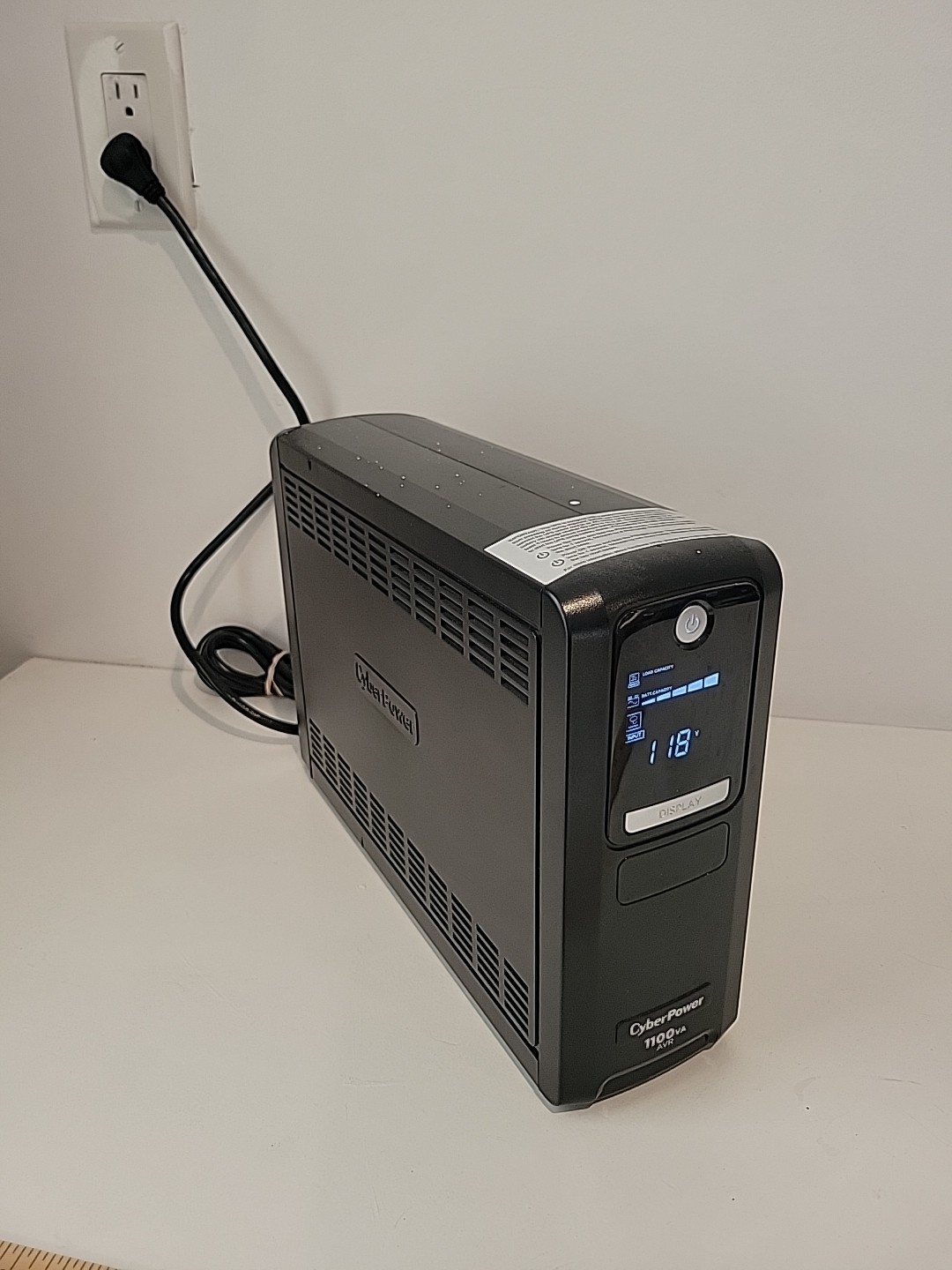 CyberPower 1100 VA PC Battery Back-up System Surge Protector - Black Tested 