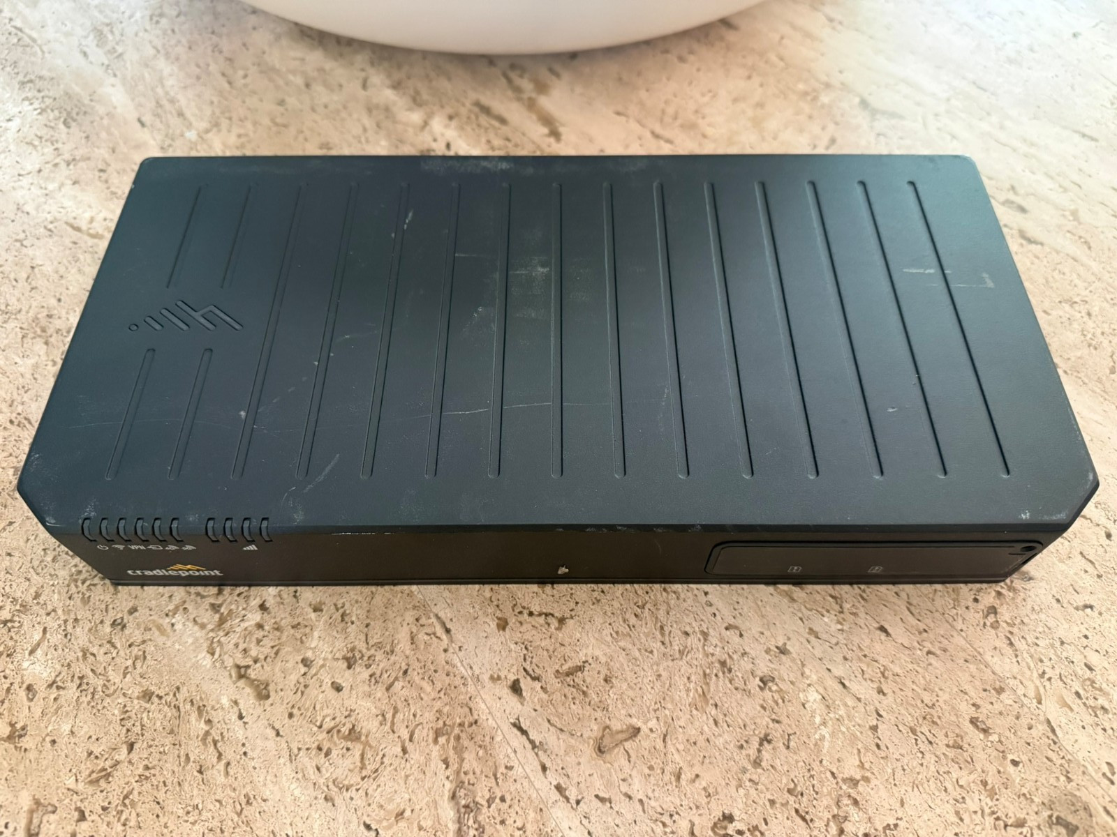 Cradlepoint E3000 E3000-5GB Enterprise Router
