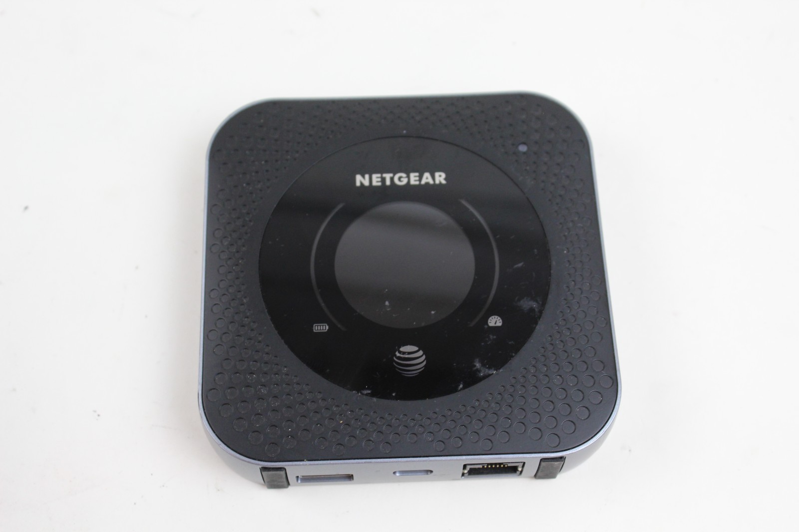 Netgear Nighthawk MR1100 Mobile Hotspot WiFi AT&T