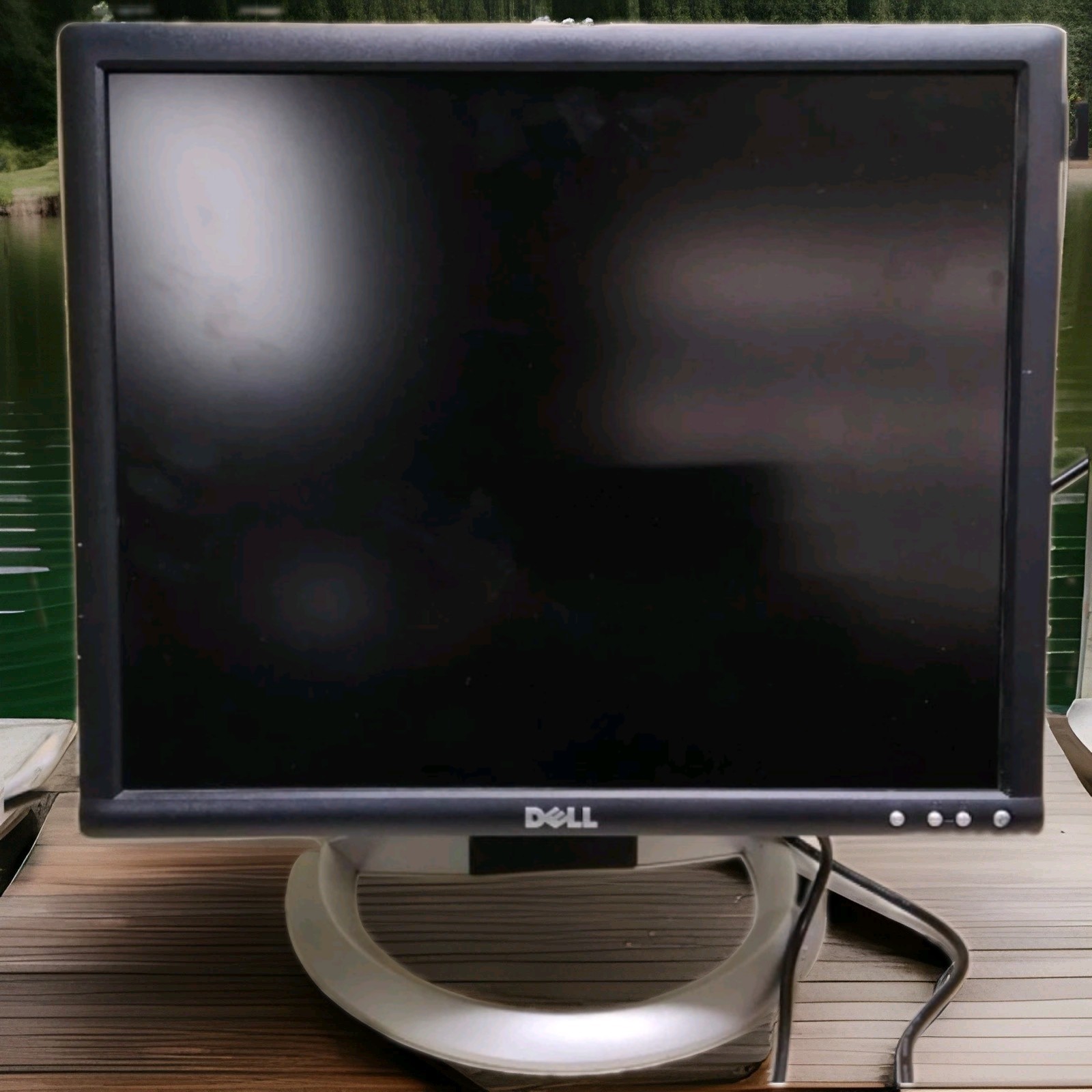 Dell UltraSharp 1901FP 19" LCD Monitor 1280x1024 VGA DVI 5:4 Black/Silver