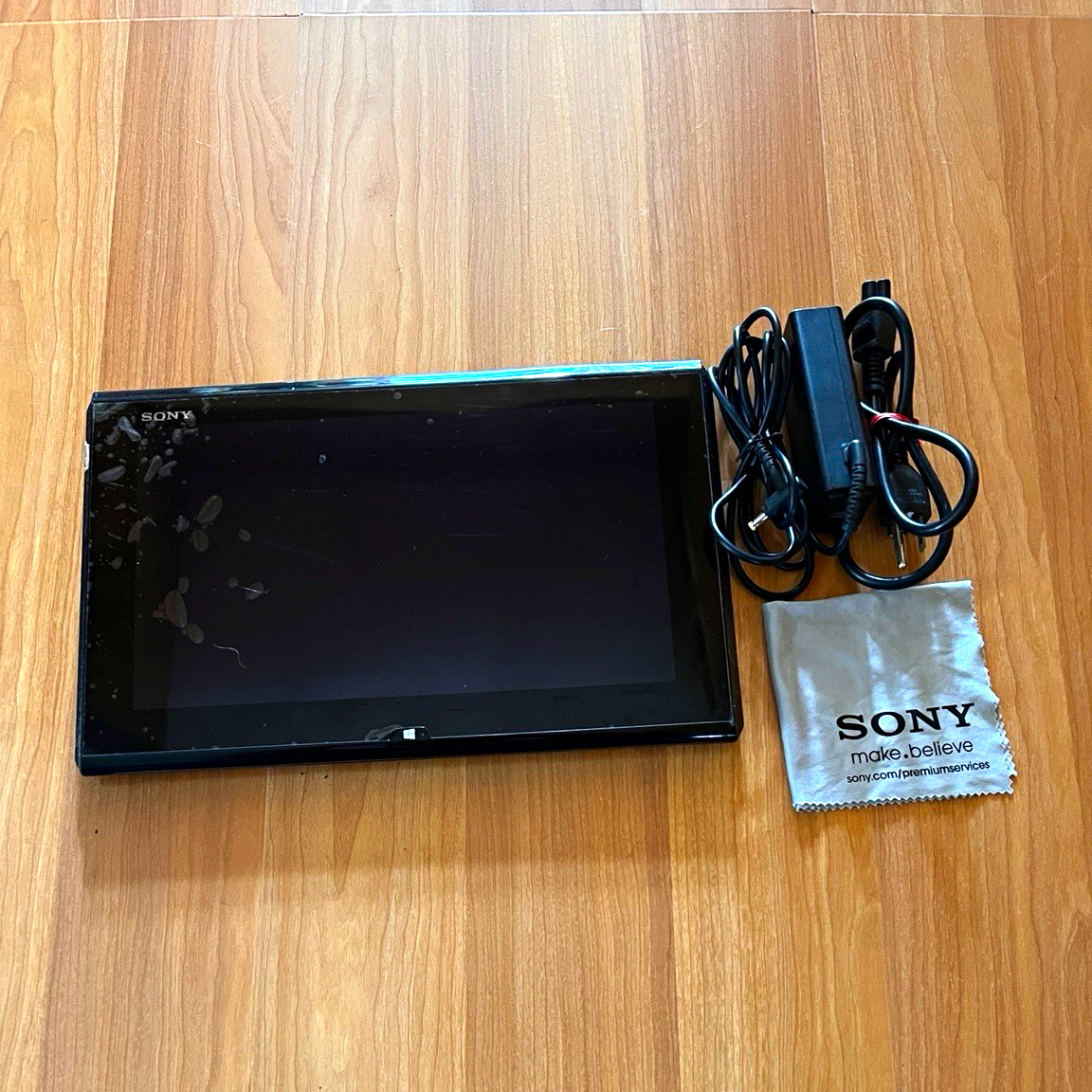 SONY VAIO SVD112A1WL 11.6” Ultrabook Touch, i7, 8G, 500G HDD, Win11 Pro 25H2