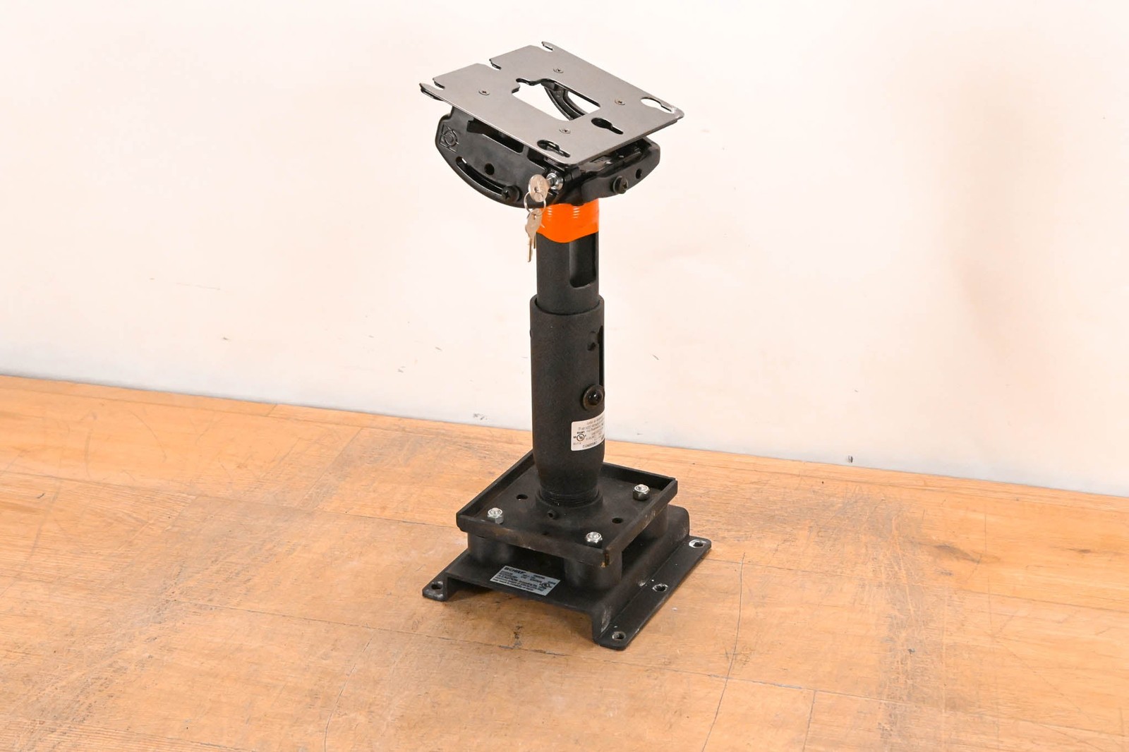 Chief RPMA000 Projector Mount System w/ CMS009012 Column & CMA345 Plate CG01W76