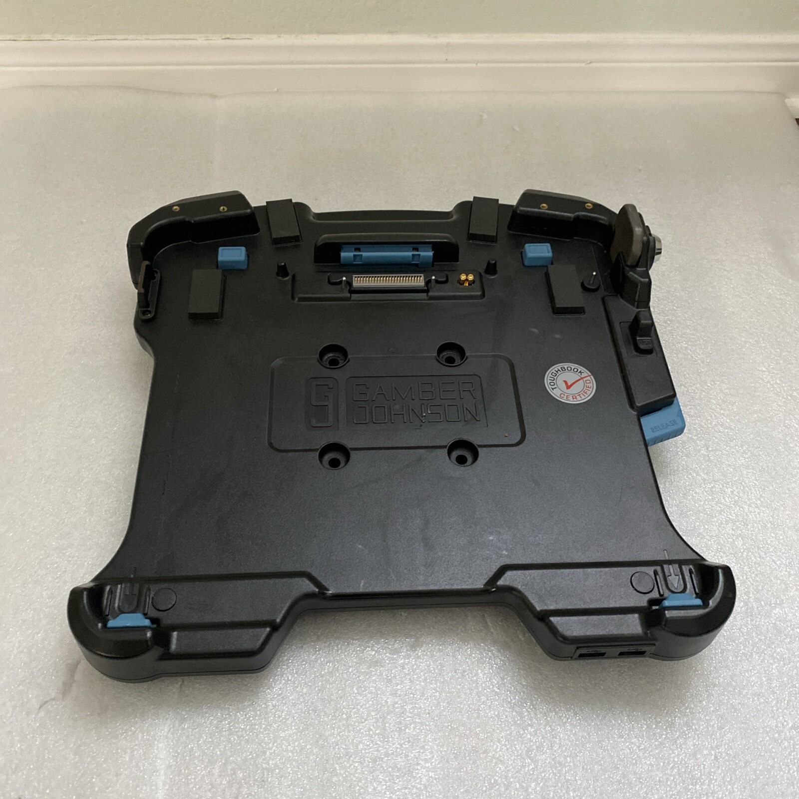 Gamber-Johnson CF-33 Vehicle Dock Dual Pass RF 7160-0909 Toughbook 33