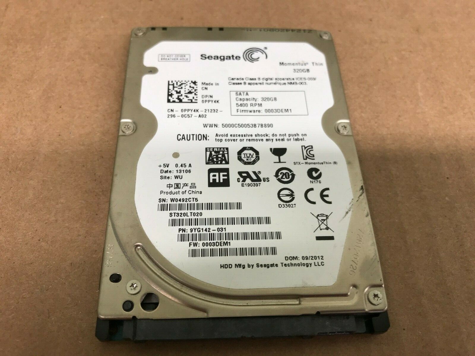 Seagate Momentus Thin Laptop Hard Drive ST320LT020 9YG142-031 320GB 2.5" SATA