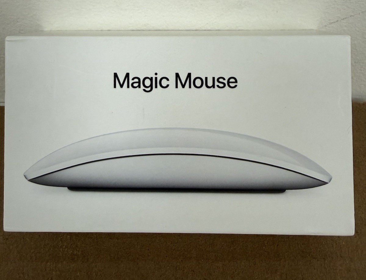 Apple Magic Mouse MLA02LL/A Model A1657, Wireless, White Open Box