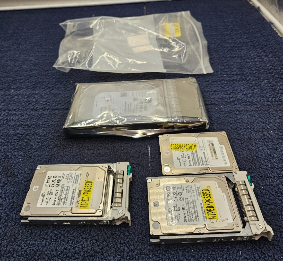Seagate ST9300653SS, ST9146853SS HDD And ST2000NM001A SATA *NOT WORKING*