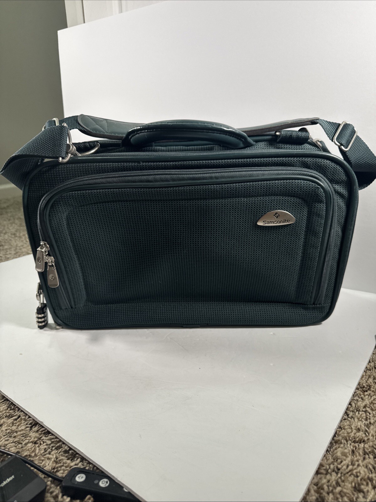 Samsonite Laptop/Computer/Carry On/Bag Shoulder Strap Green Preowned