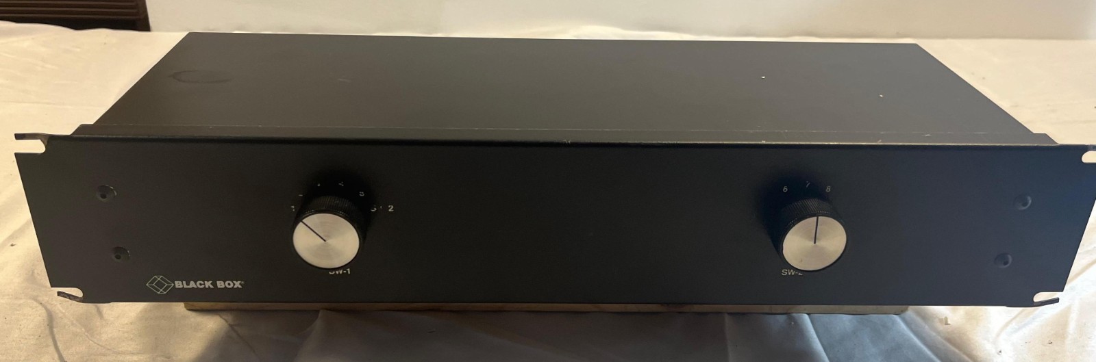 Black Box Dual DB25 Rackmount A/B Data Switch Panel Serial Router