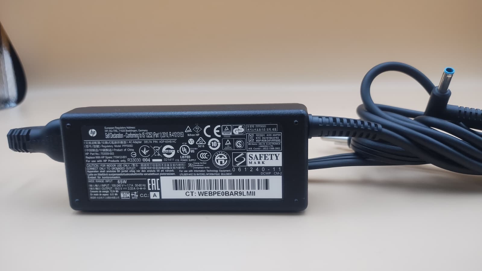 Genuine HP 65W AC Adapter 19.5V 3.33A Blue Tip 710412-001 753559-003