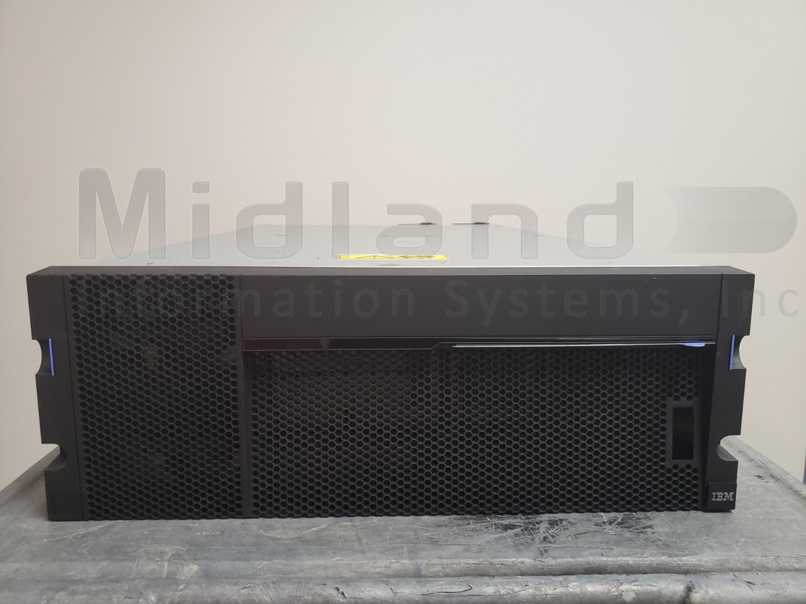 IBM EMX0 PCIe Gen3 I/O Expansion Drawer with rails