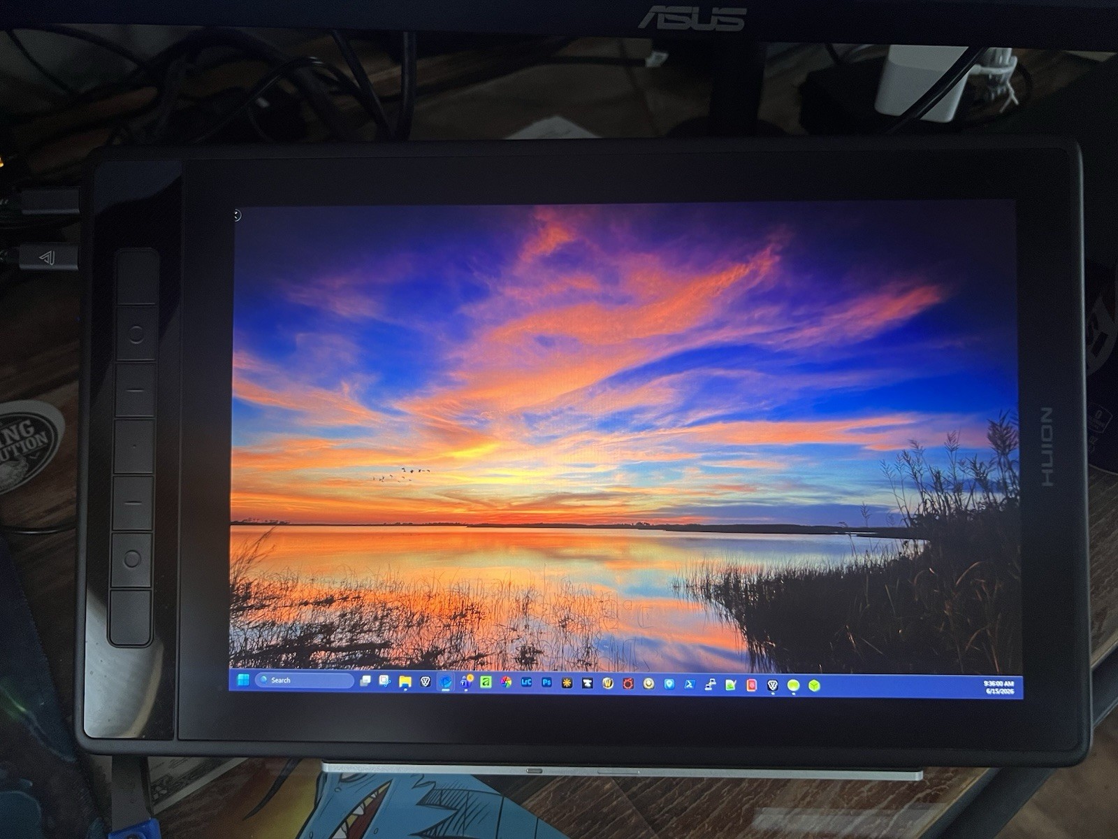 HUION Kamvas Pro 13 2.5K QHD+ Portable Drawing Tablet with Screen | 13.3 Inch