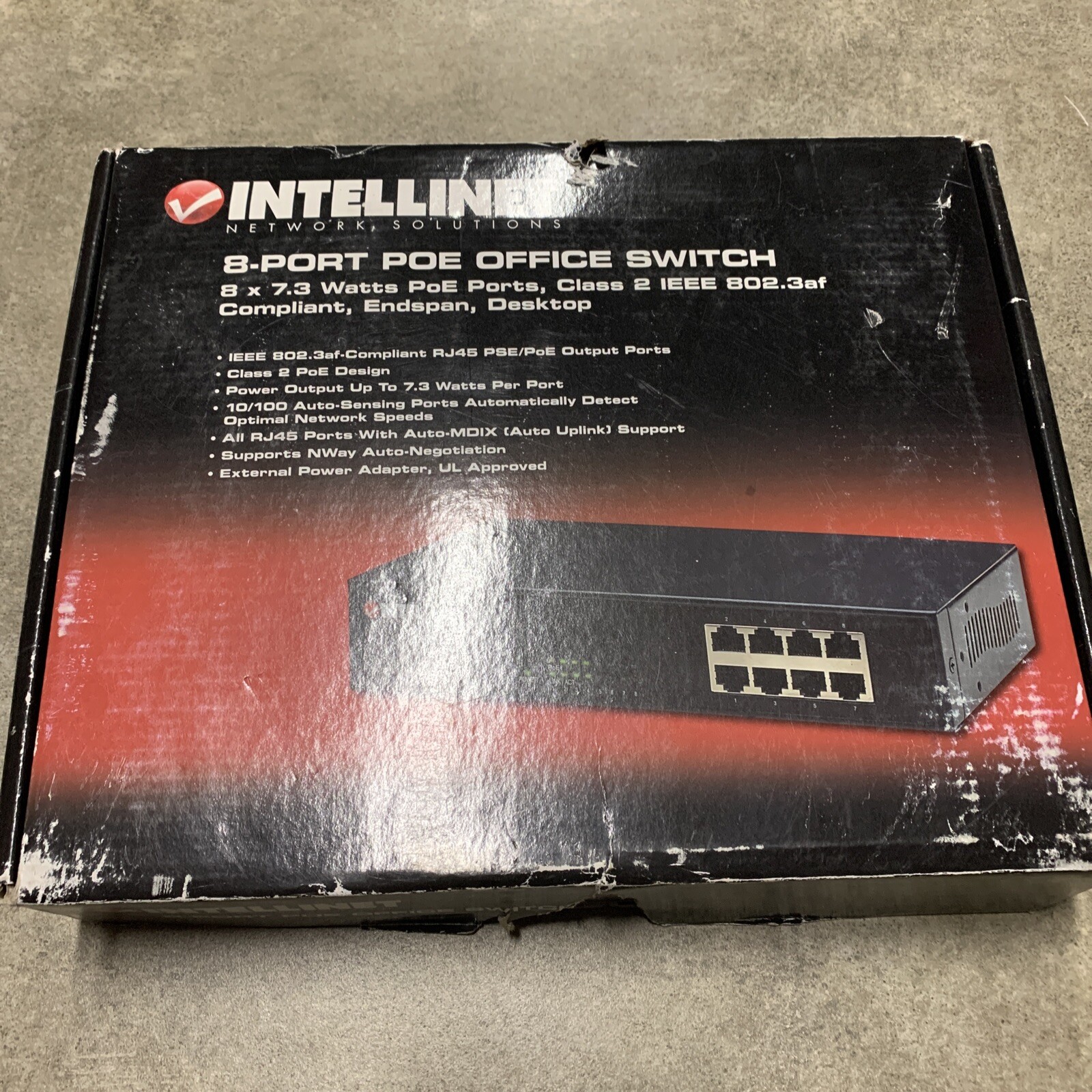 Full 8-Port 7.3 Watts PoE Ethernet Office Switch, Intellinet 560412