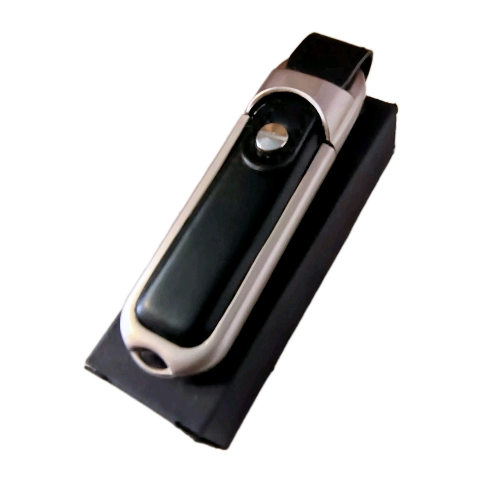 4 Black Leather Metal Trim Keychain Lightweight Pulse Secure USB Flash Drive 4GB