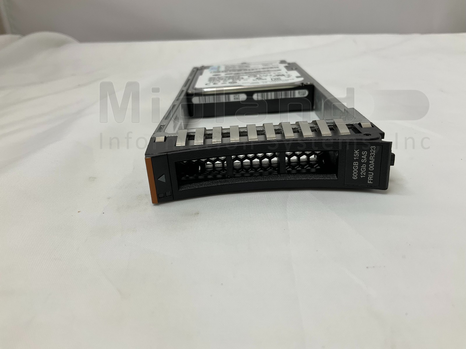 IBM 2076 FC AHE2 00AR323 600GB 15K 2.5" HDD for V7000 2076-24F 2076-524 2076-624