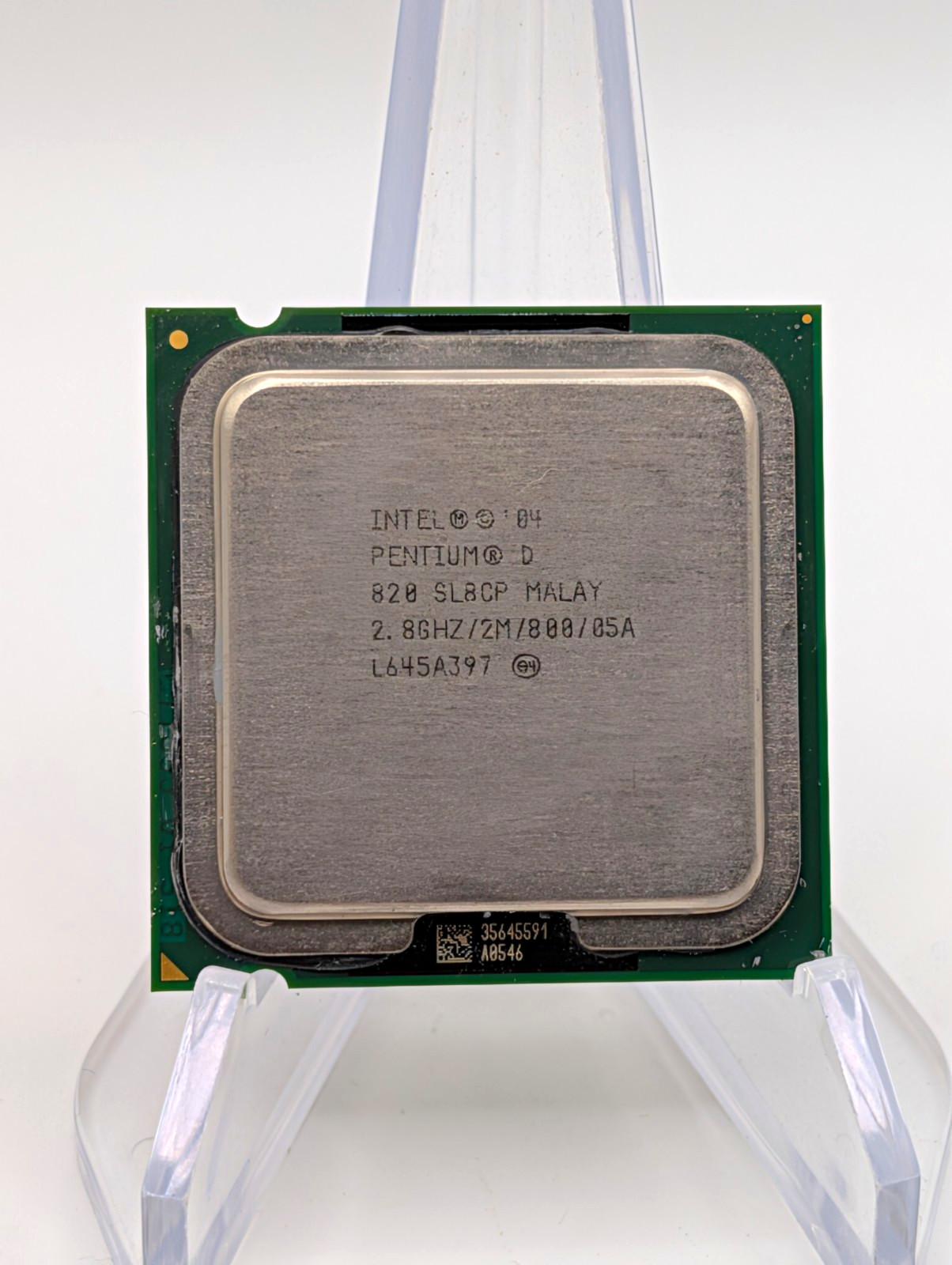 Intel Pentium D 820 SL8CP Dual-Core 2.8GHz 2MB 800MHz LGA775 CPU