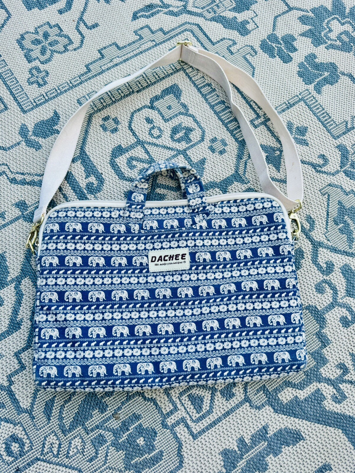 Dachee Laptop Bag  Canvas Elephant Pattern Shoulder Messenger  Blue Case
