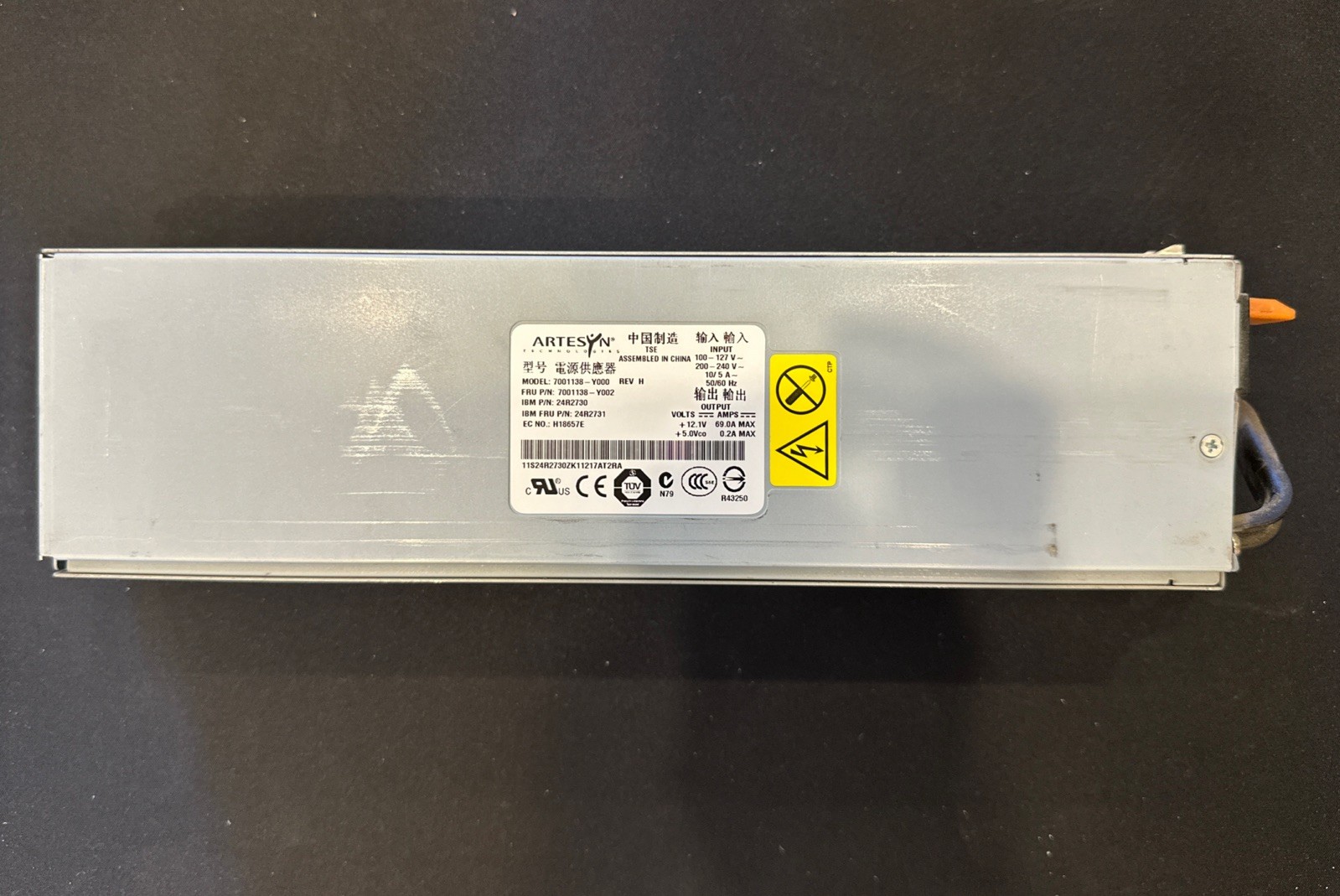 IBM 835W Hot-Swap Server Power Supply 24R2730 24R2731 Artesyn 7001138-Y000 Used