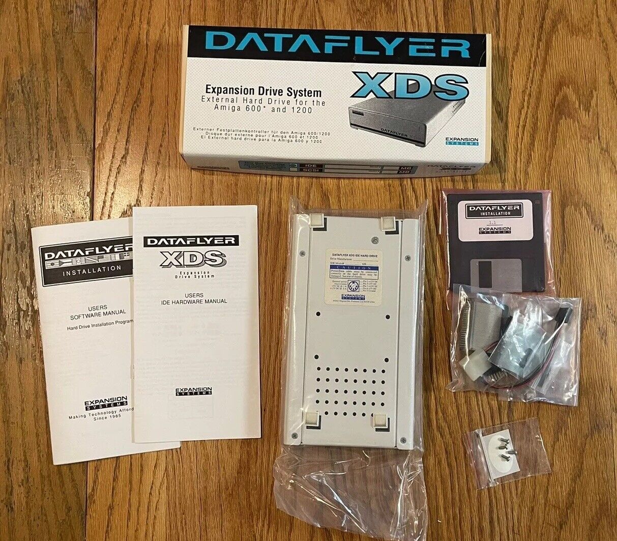 Dataflyer XDS External Had Drive - Commodore Amiga A1200 Or A600 New Old Stock