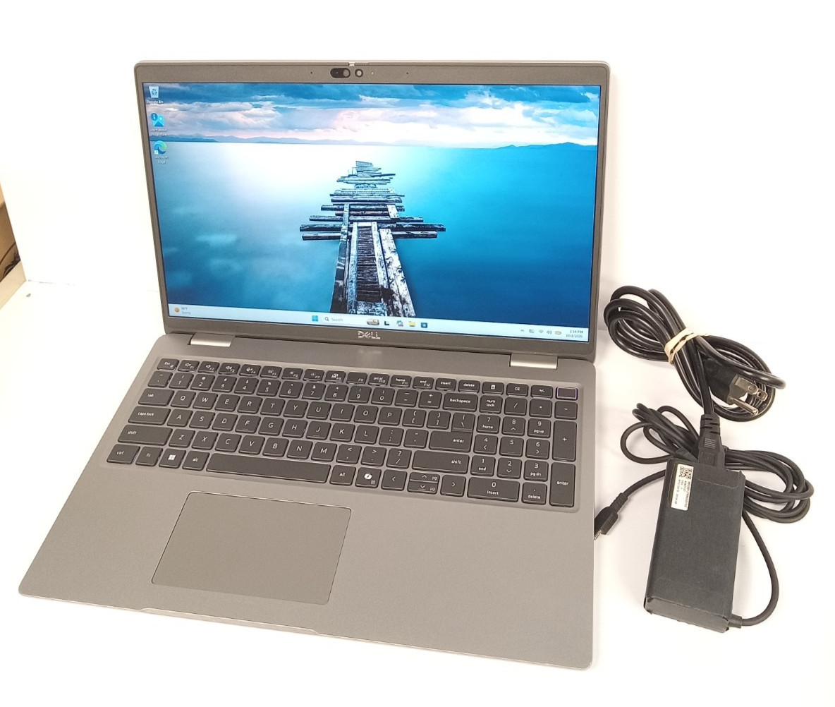 Dell Latitude 5550 15.6'' (1TB SSD, Intel Ultra 7, 64GB RAM) Laptop - *COND*