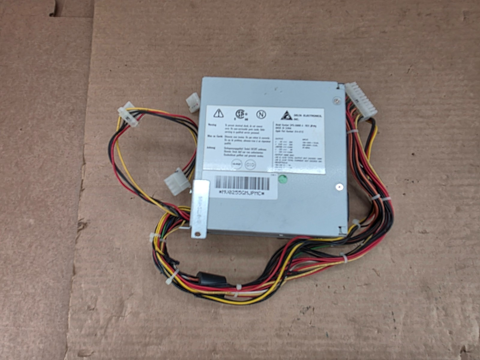 Apple/Delta Electronics Apple   Power Supply 338W DPS-338BB- A 614-0112