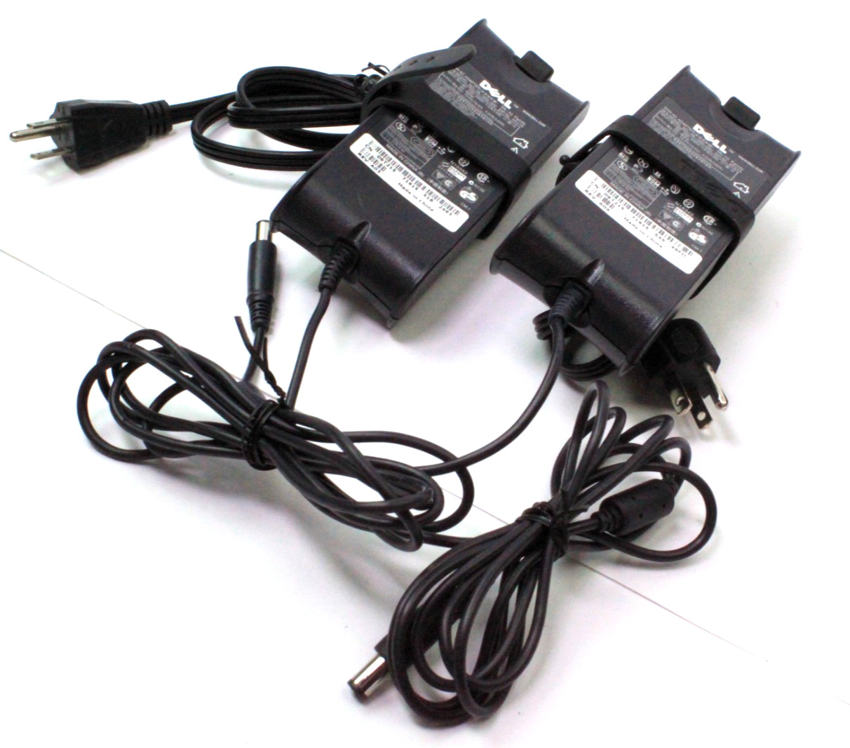 Lot of 2 Genuine Dell AC Adapter 19.5V/4.62A Model: PA-1900-02D