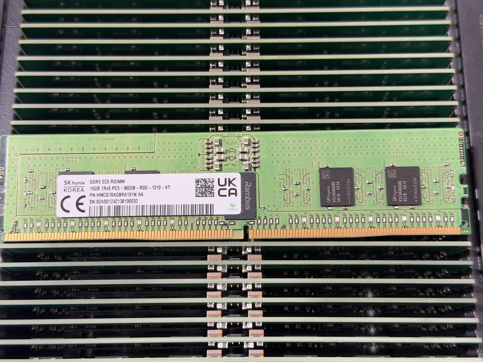 HMCG78AGBRA191N SK HYNIX 16GB DDR5-5600B EC8 RDIMM 1Rx8 SERVER MEMORY