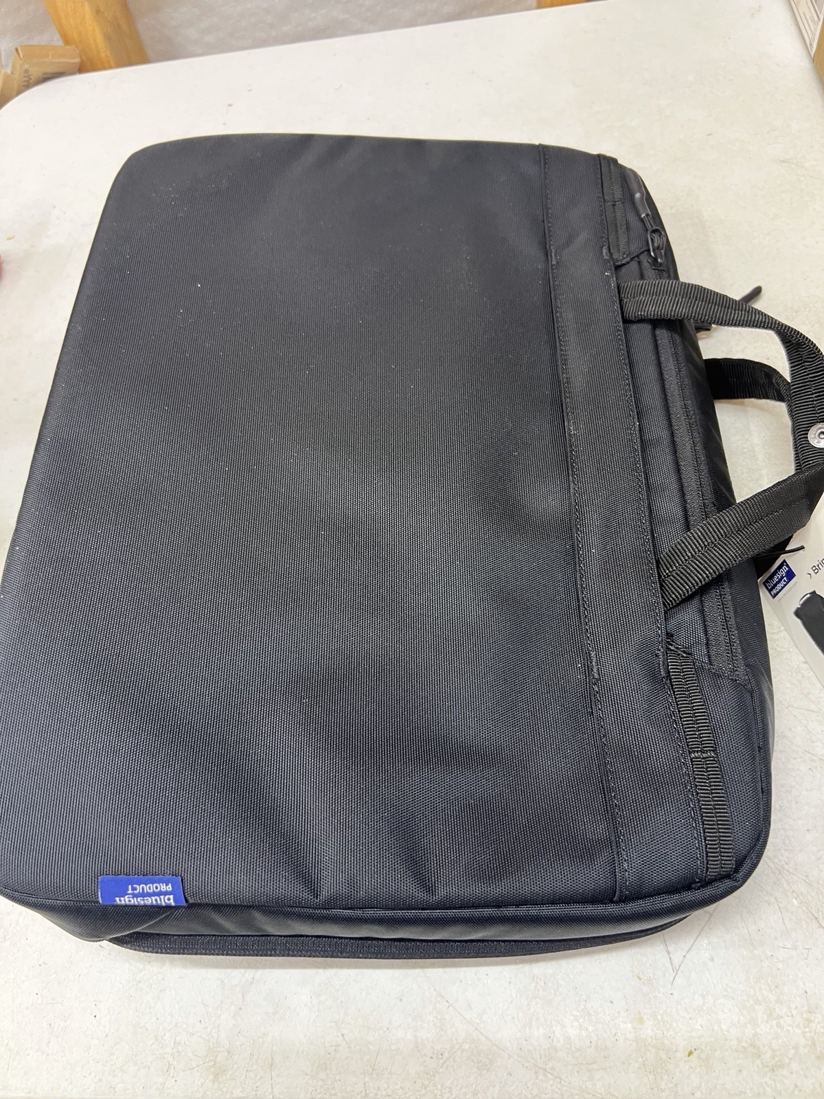 NEW Thule 16" Laptop & Tablet Attaché Subterra 2 Black Travel Bag with Strap