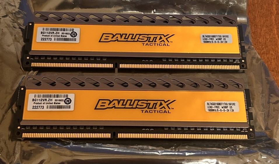 Crucial Ballistix Tactical 8GB Kit 2x4GB DDR3 1600MHz PC3-12800 CL8 RAM