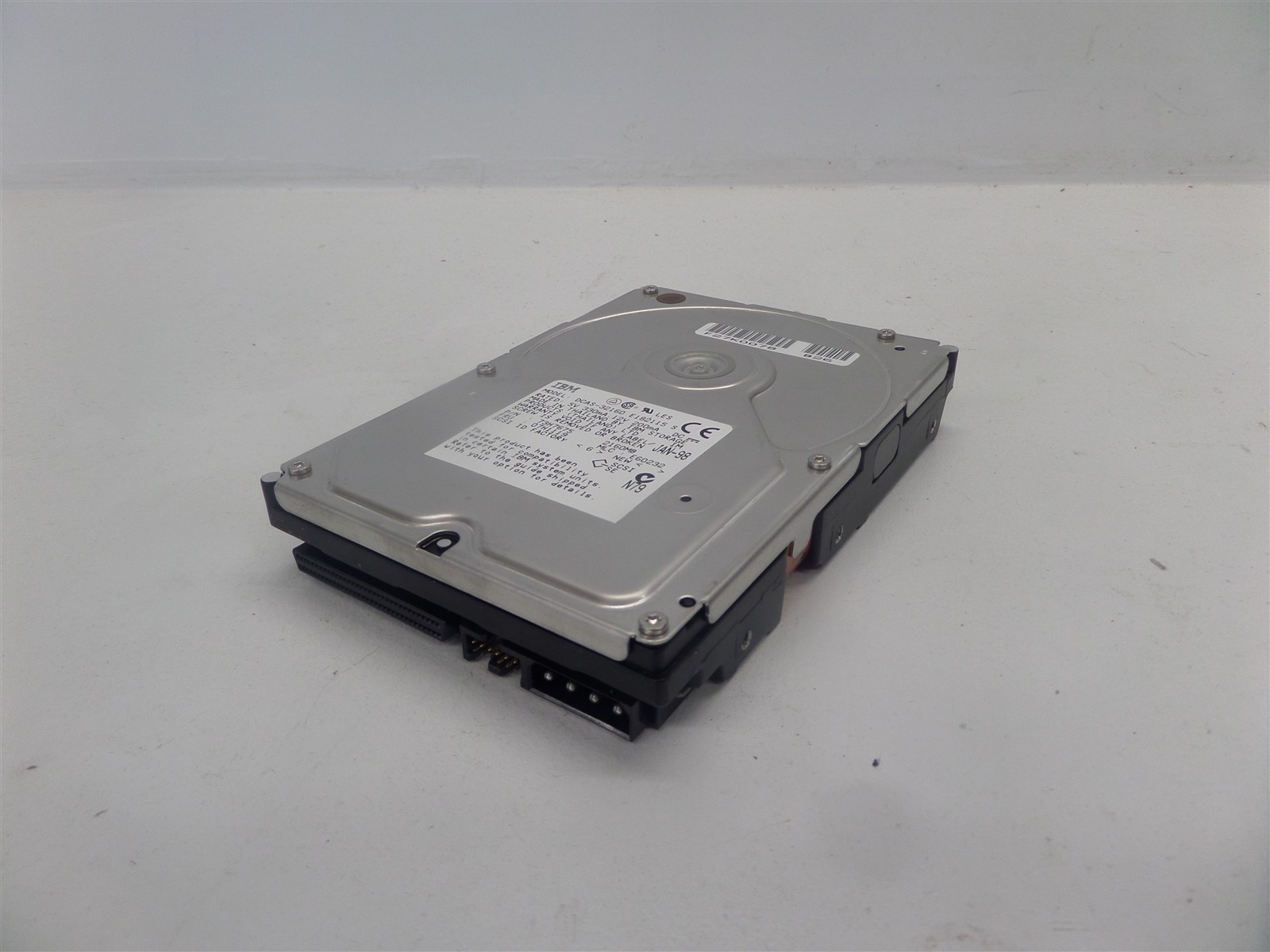 IBM DCAS-32160 2.1GB SCSI 3.5'' Hard Drive 73H7675