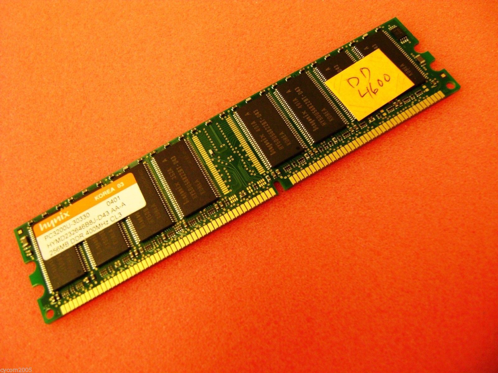 Dell Dimension 4600 Hynix HYMD232646B8J-D43 256MB PC3200U - 30330 DDR 400MHz CL3