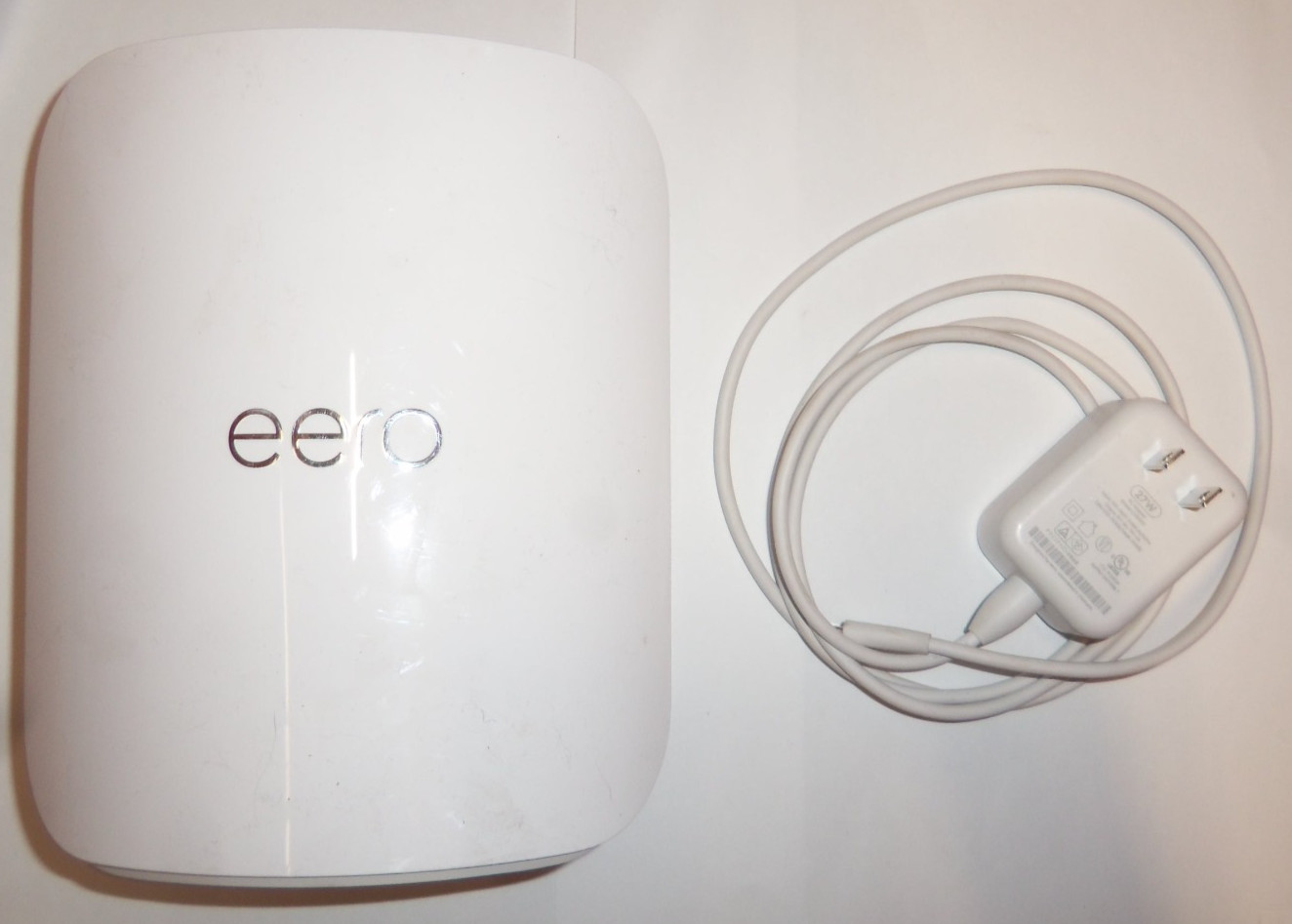 eero Pro 7 Wi-Fi 7 Router ME10001 + Delta ADP-25DR A 16V FiOS ONT Adapter