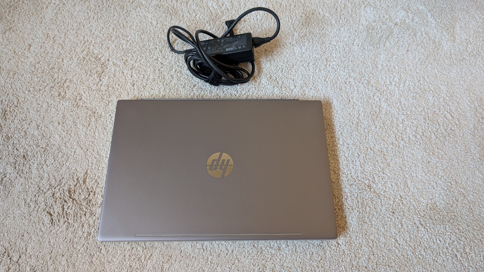Nice HP Pavilion 15-Cs3153cl 15.6" Touch W11 Laptop i5-1035G1 8GB RAM 256GB SSD