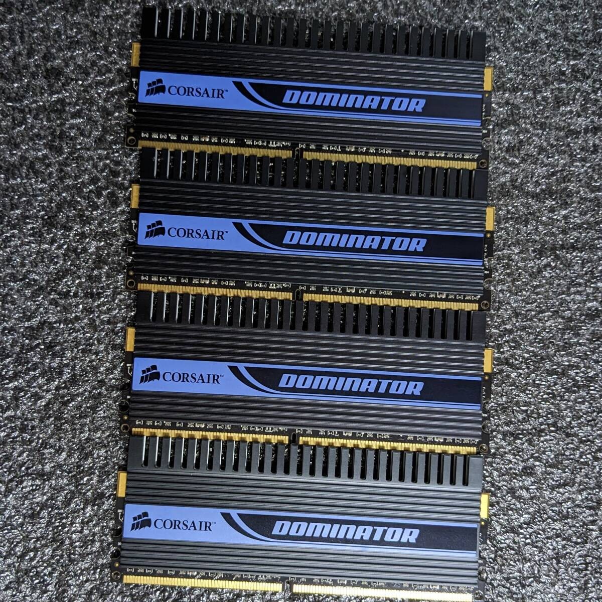 Corsair DOMINATOR 8GB (2x2GB x2) DDR2 Overclocked Memory Kits Used